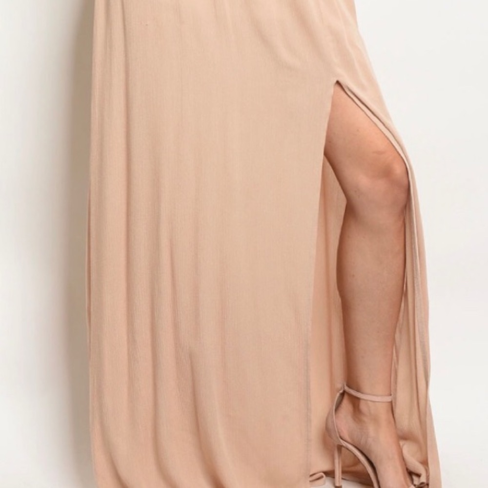 NUDE COLD SHOULDER MAXI DRESS - Picture 4 of 6